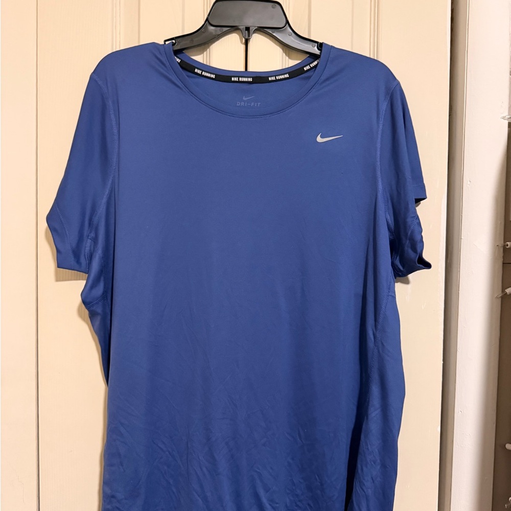 Nike Women’s Short Sleeve Tee in Deep Purple